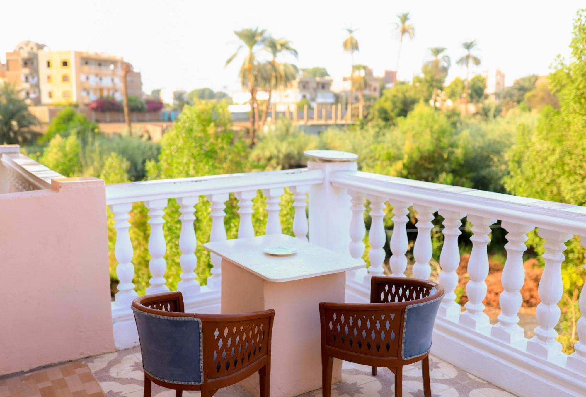 Ferienwohnung Luxor Nile View Flats Exterior foto